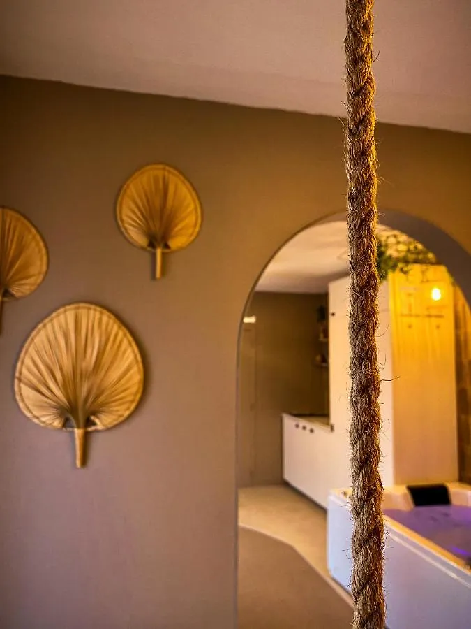 Love Room Suite Bali - Auray En Bretagne Brech Frankrike